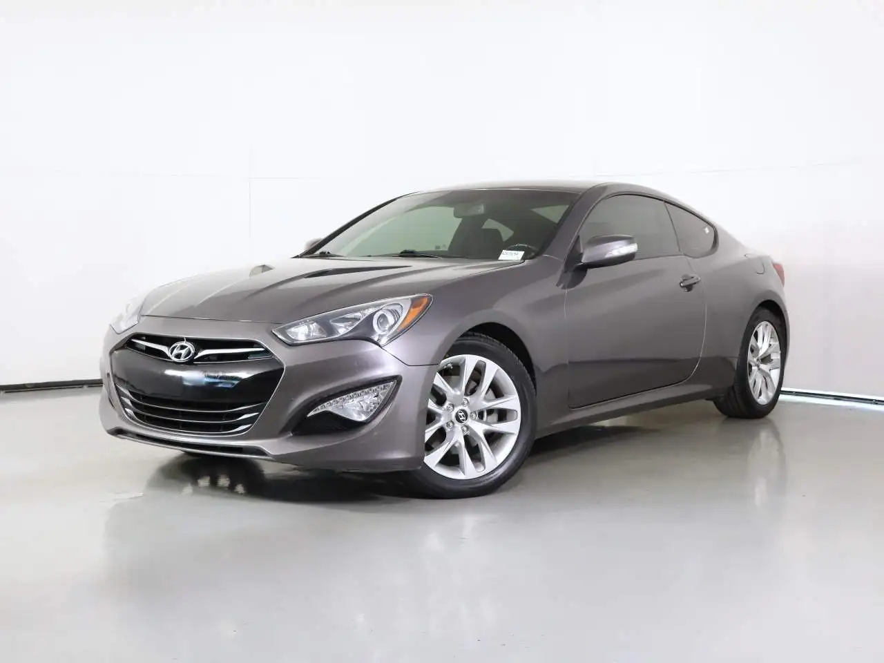 2013 Hyundai Genesis Coupe 3.8 Grand Touring 8-Speed A/T's photo