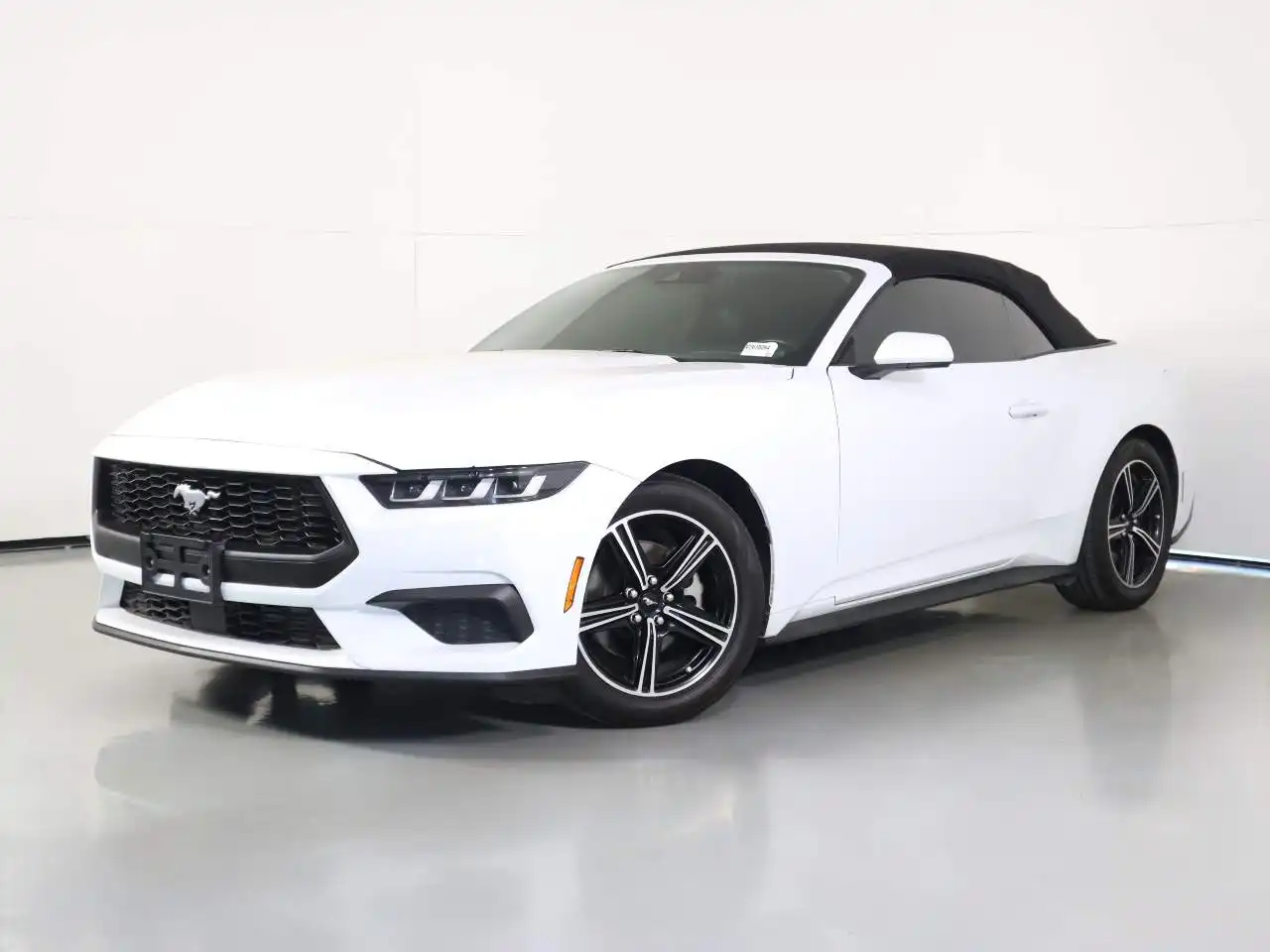 2024 Ford Mustang EcoBoost Premium Convertible's photo
