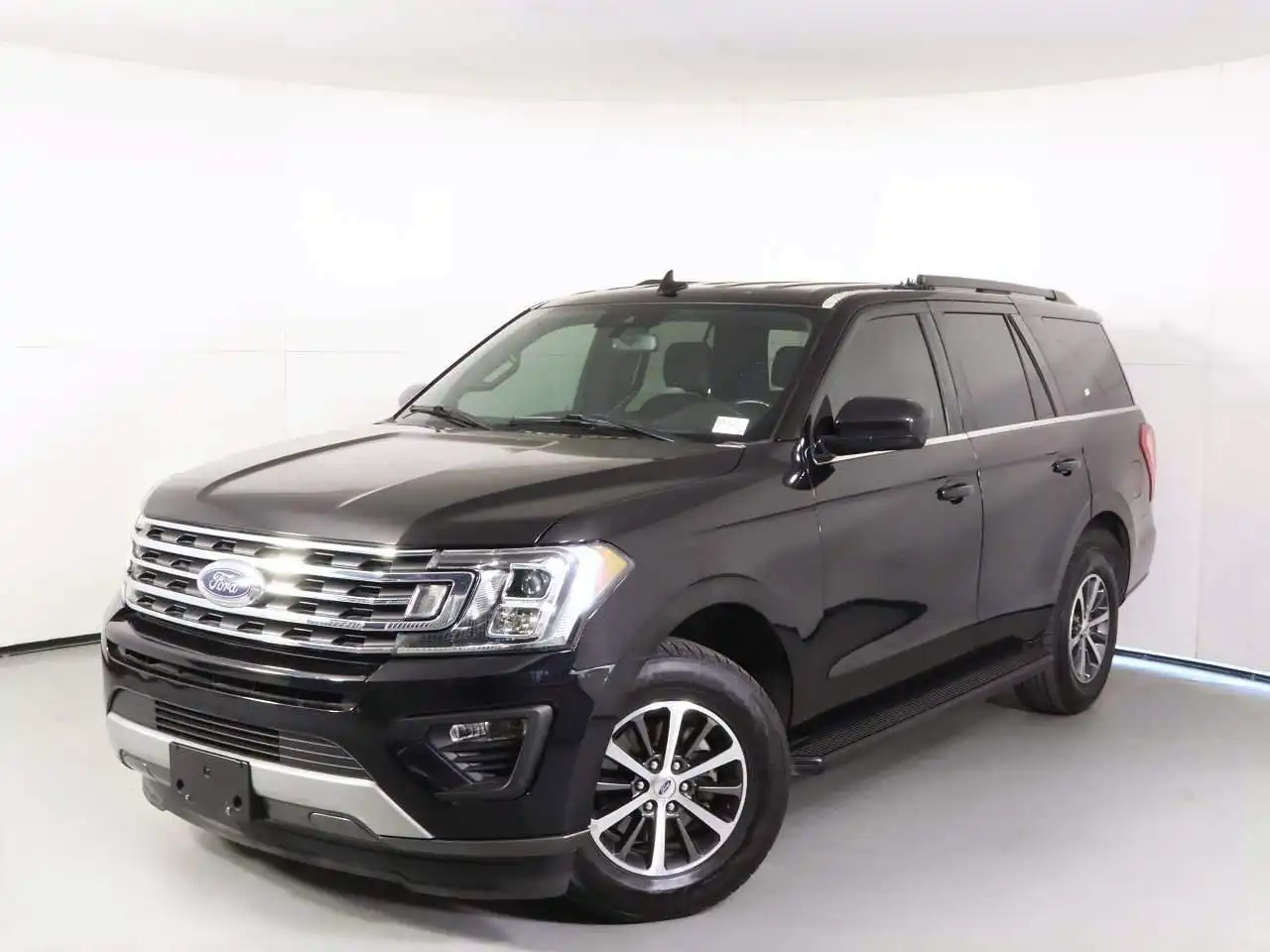 2021 Ford Expedition XLT's photo