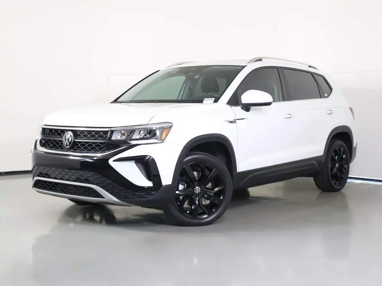 2023 Volkswagen Taos 1.5T SE's photo