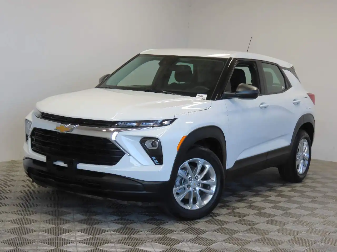 2025 Chevrolet Trailblazer LS's photo