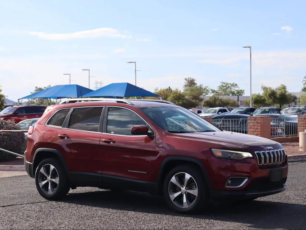 2019 Jeep Cherokee Limited's photo