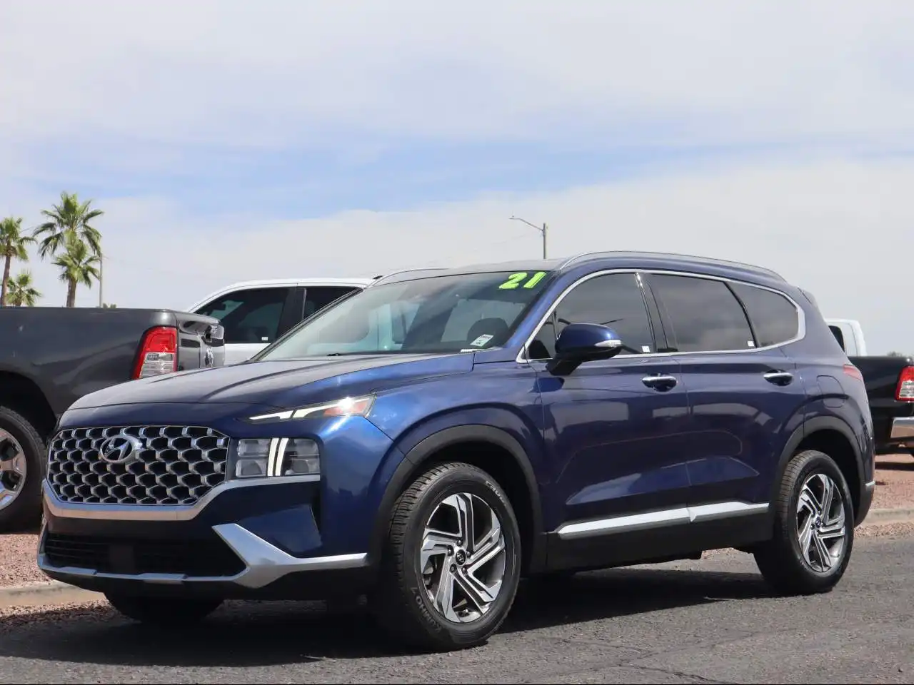2021 Hyundai Santa Fe SEL 2.5's photo