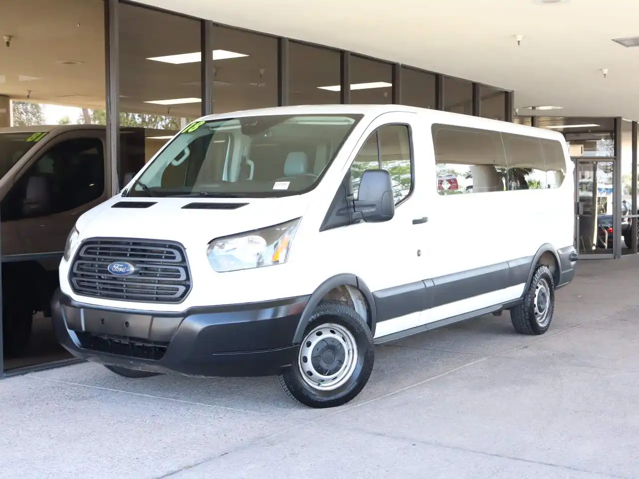 2018 Ford Transit 350 XL Wagon Low Roof Sliding Pass. 148's photo