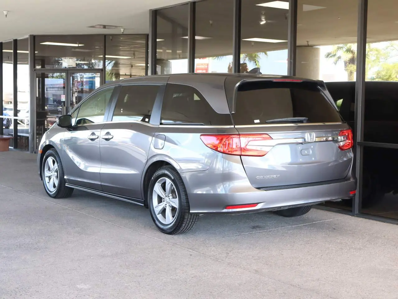 2019 Honda Odyssey EX photo 3