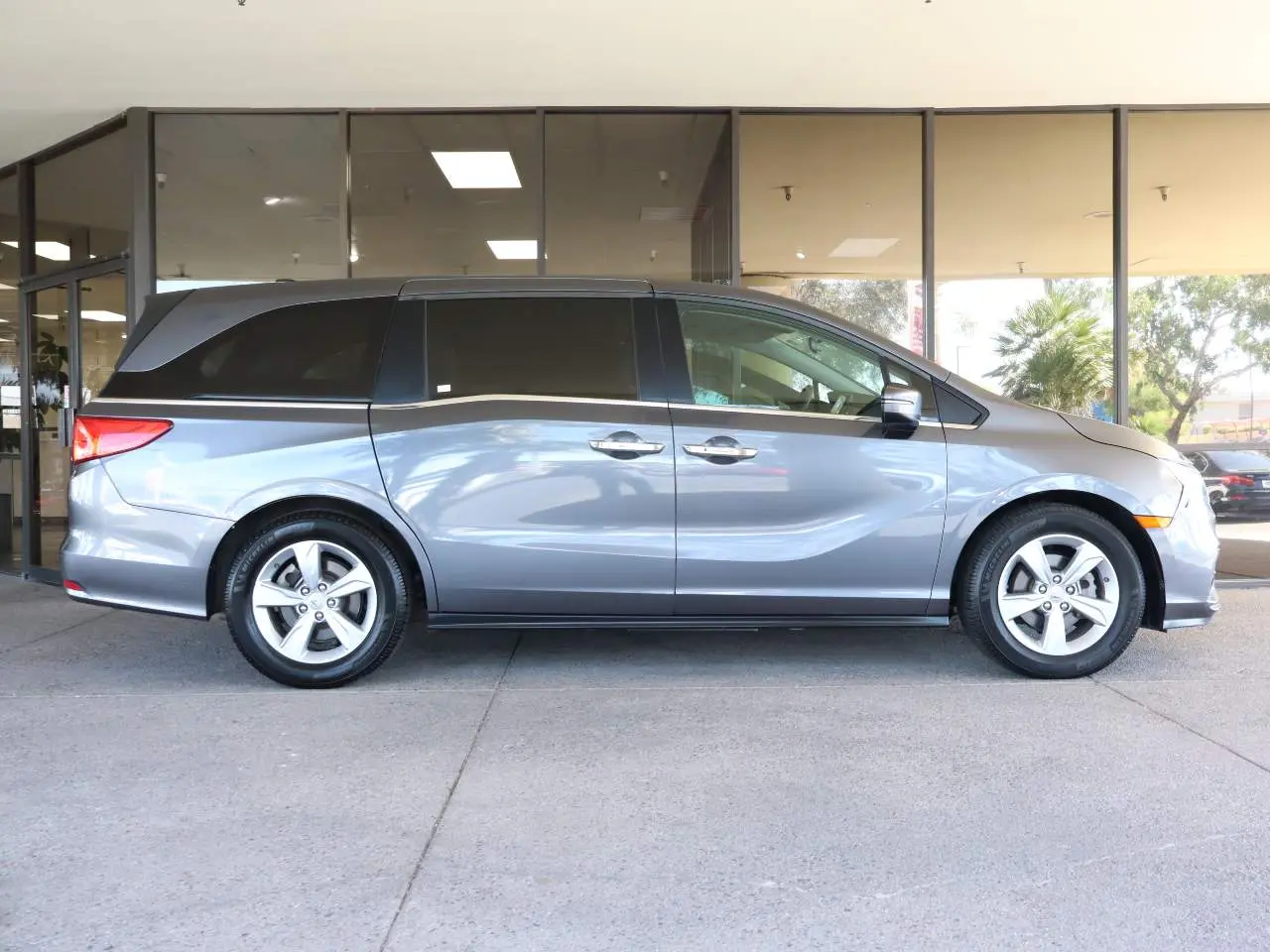 2019 Honda Odyssey EX photo 5