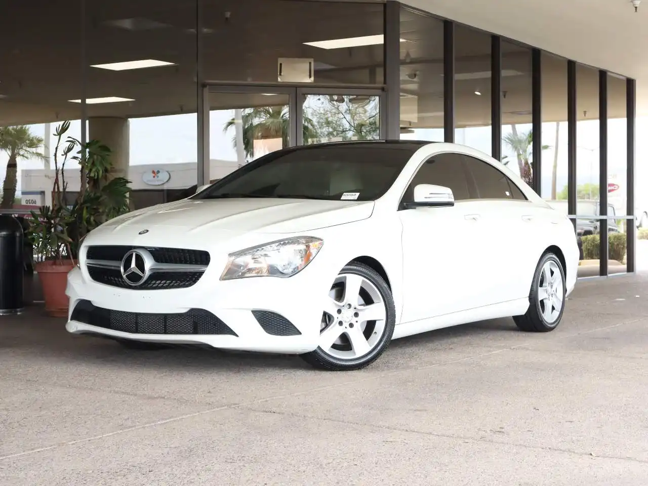 2015 Mercedes-Benz CLA CLA250's photo