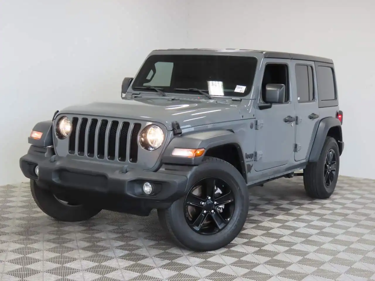 2023 Jeep Wrangler Altitude's photo