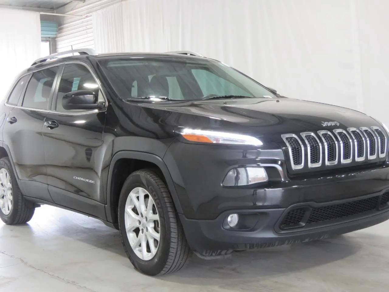 2018 Jeep Cherokee Latitude photo 3