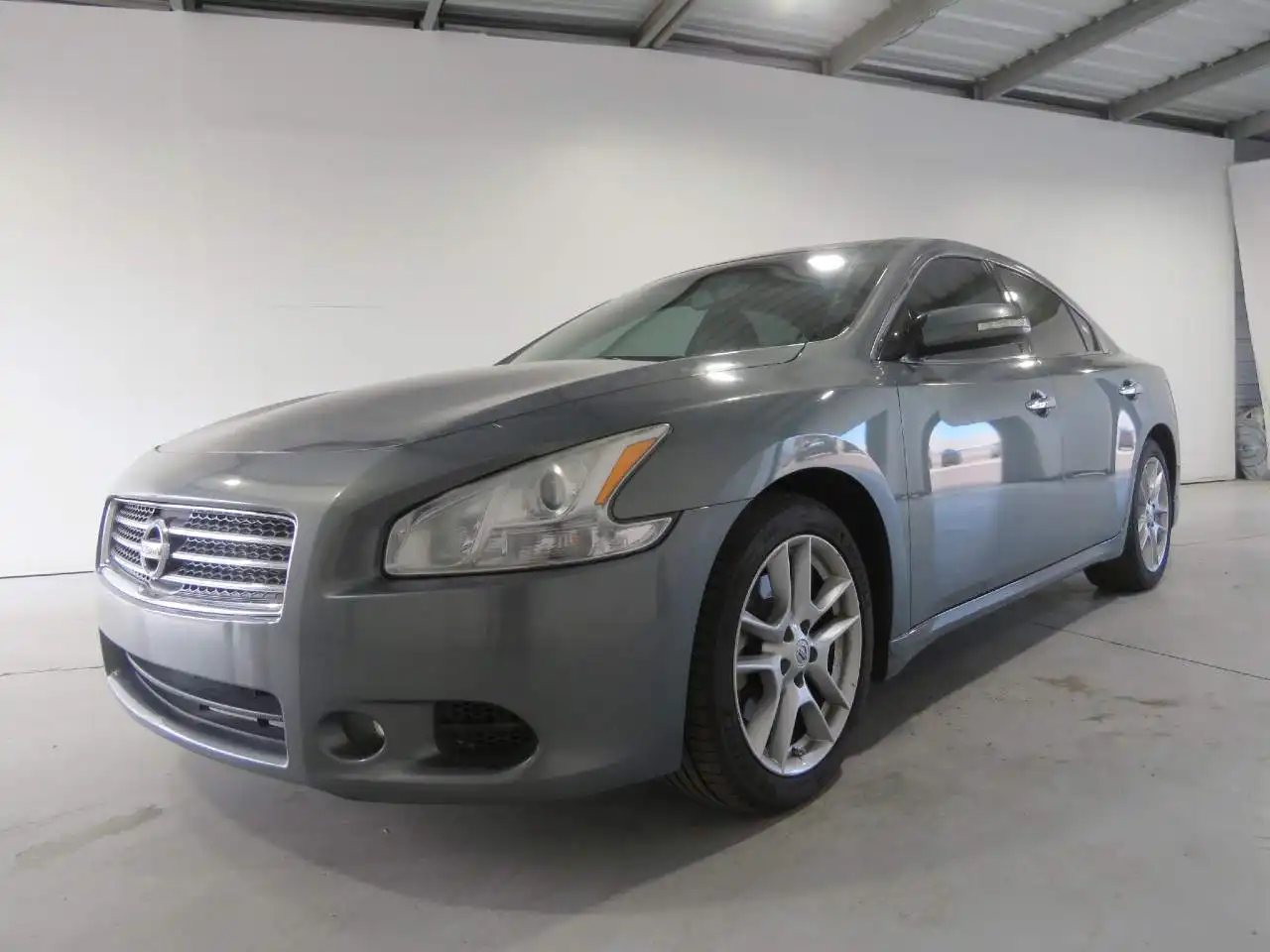 2010 Nissan Maxima 3.5 SV's photo