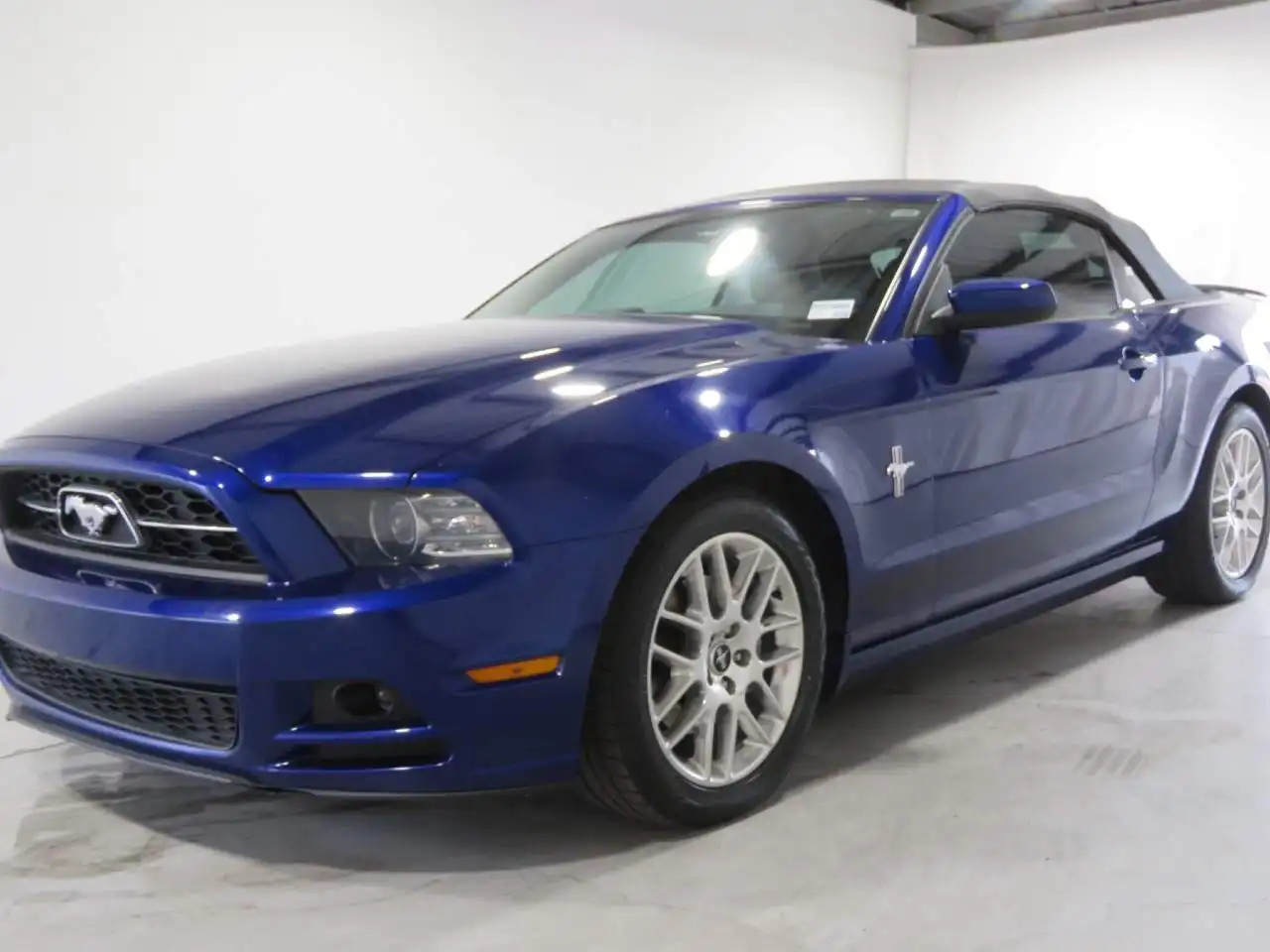 2014 Ford Mustang V6's photo