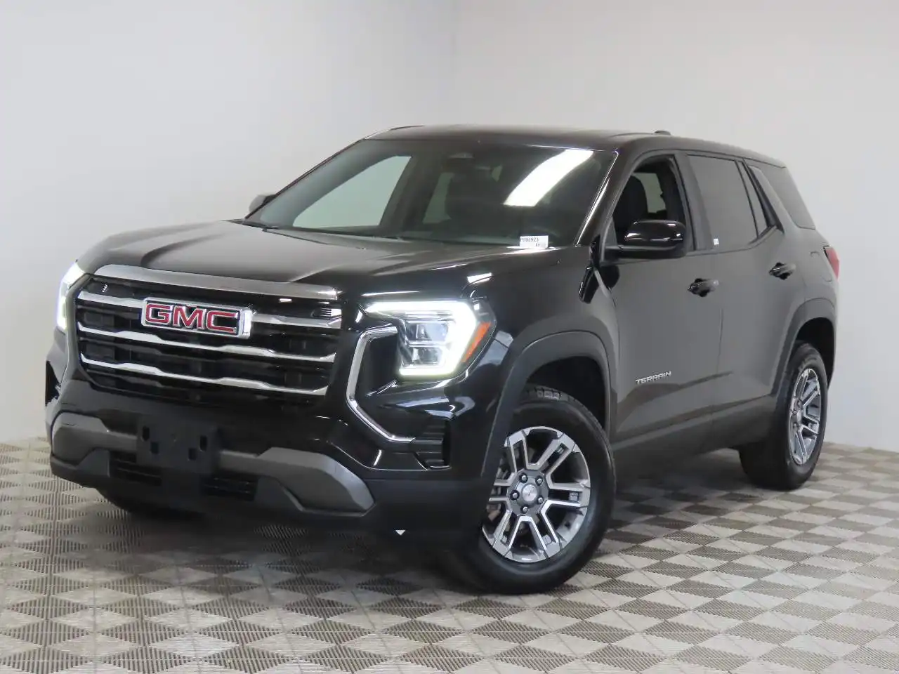 2025 GMC Terrain Elevation FWD's photo