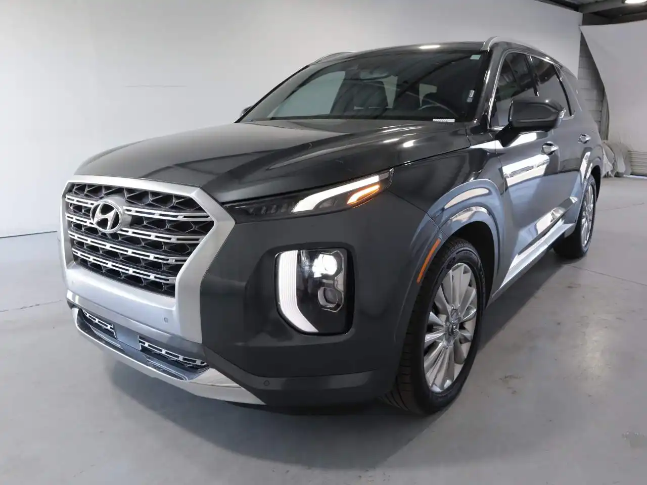 2020 Hyundai Palisade Limited FWD's photo