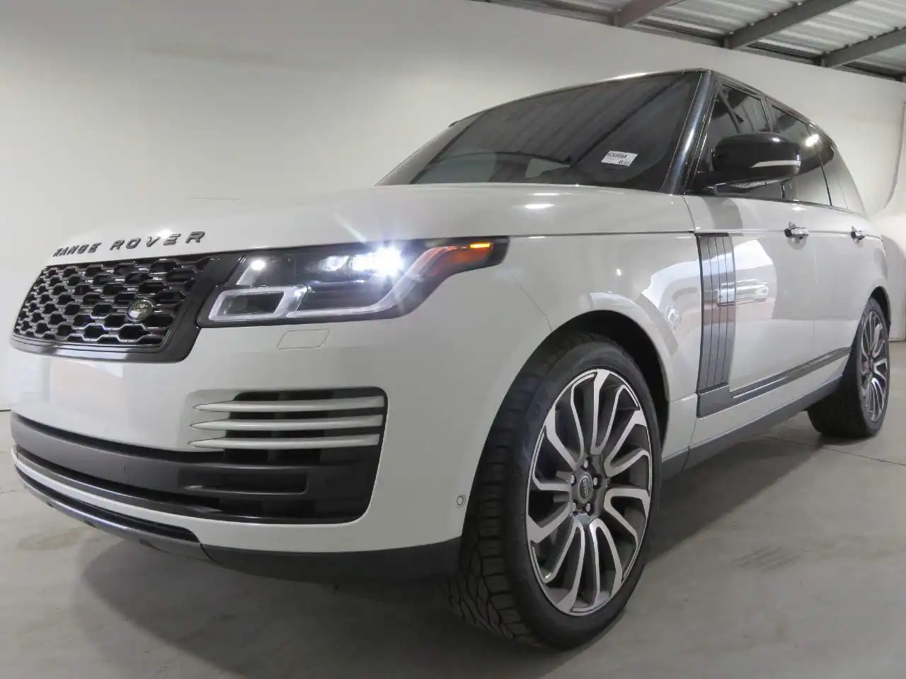 2018 Land Rover Range Rover 3.0 HSE's photo