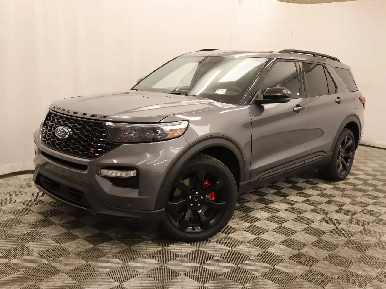 2023 Ford Explorer ST 4WD photo 1