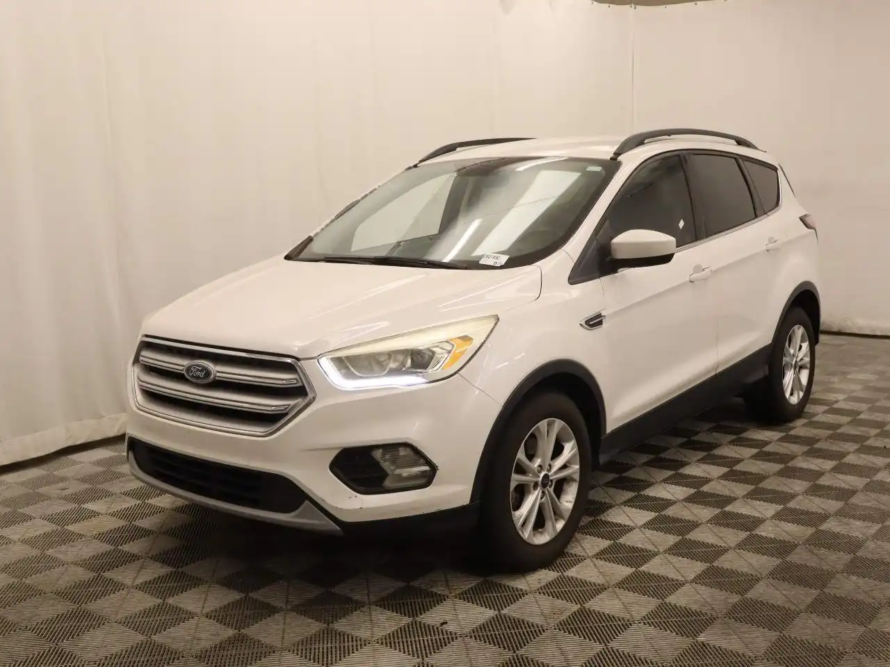 2018 Ford Escape SEL's photo