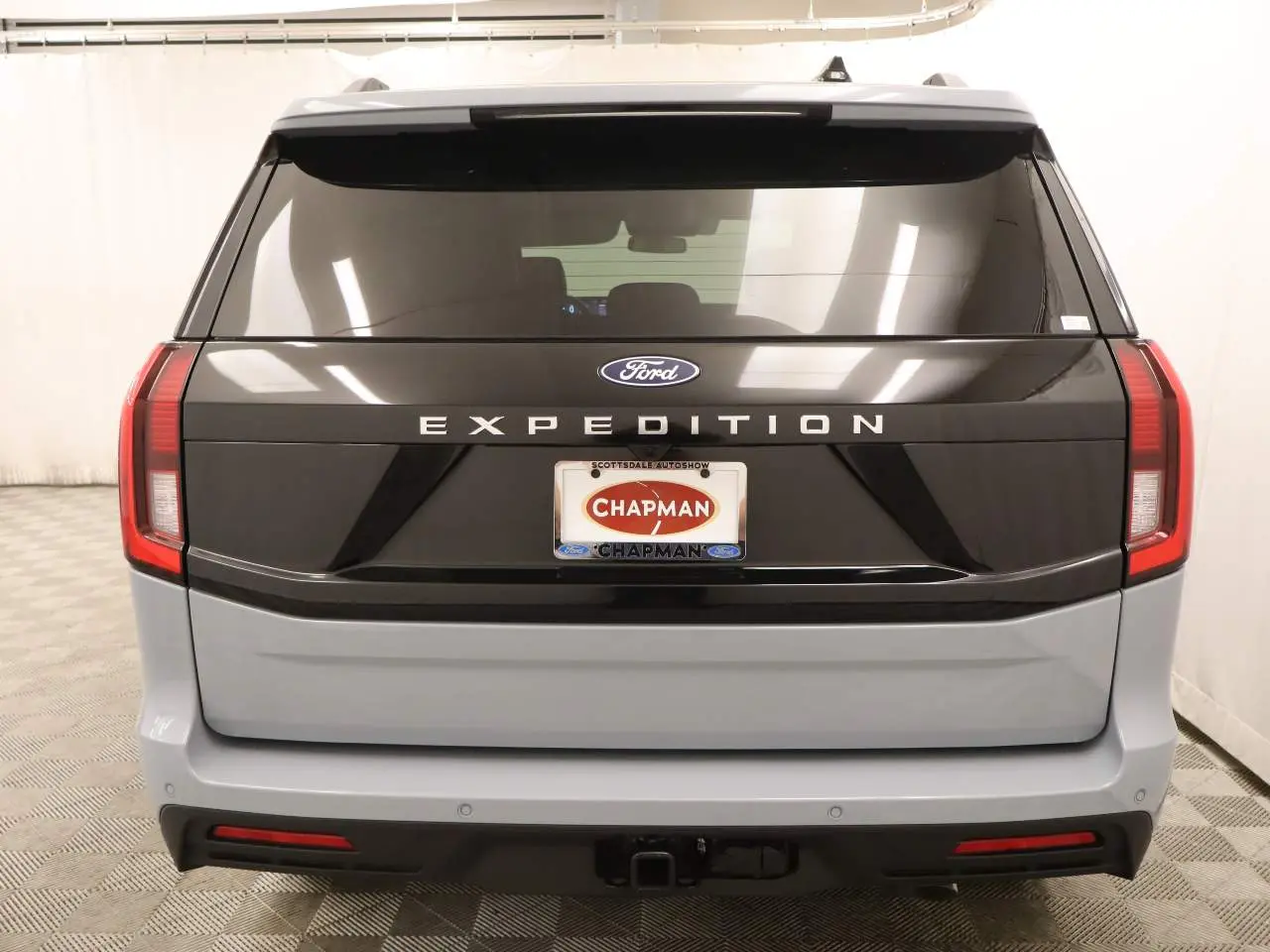2027 Ford Expedition Active photo 5