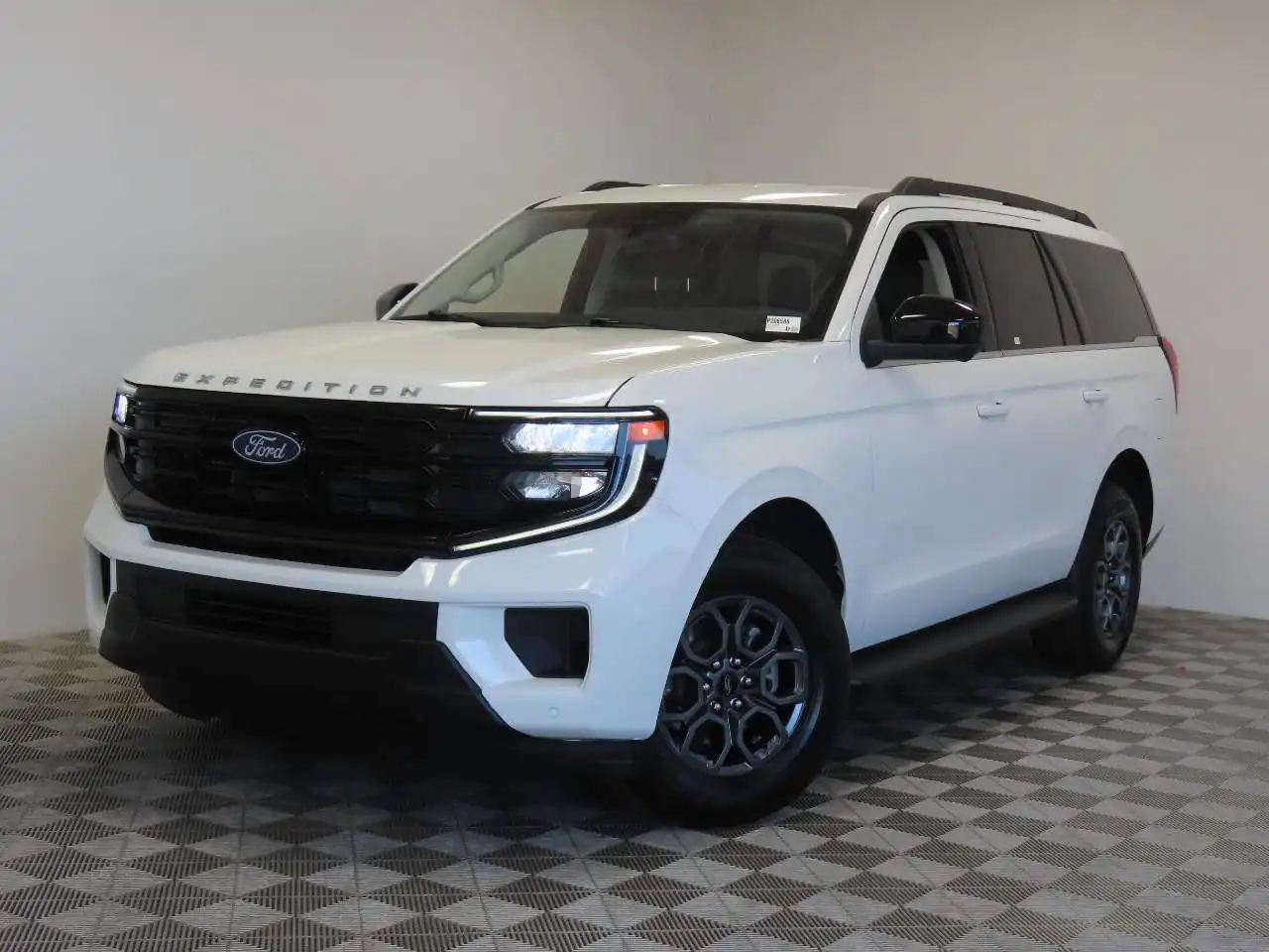 2025 Ford Expedition Active 4x4's photo