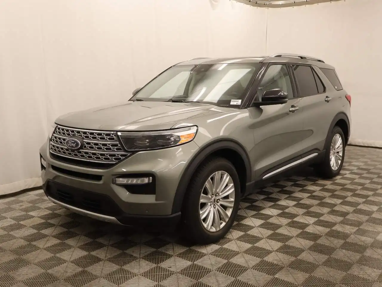 2020 Ford Explorer Limited 4WD's photo