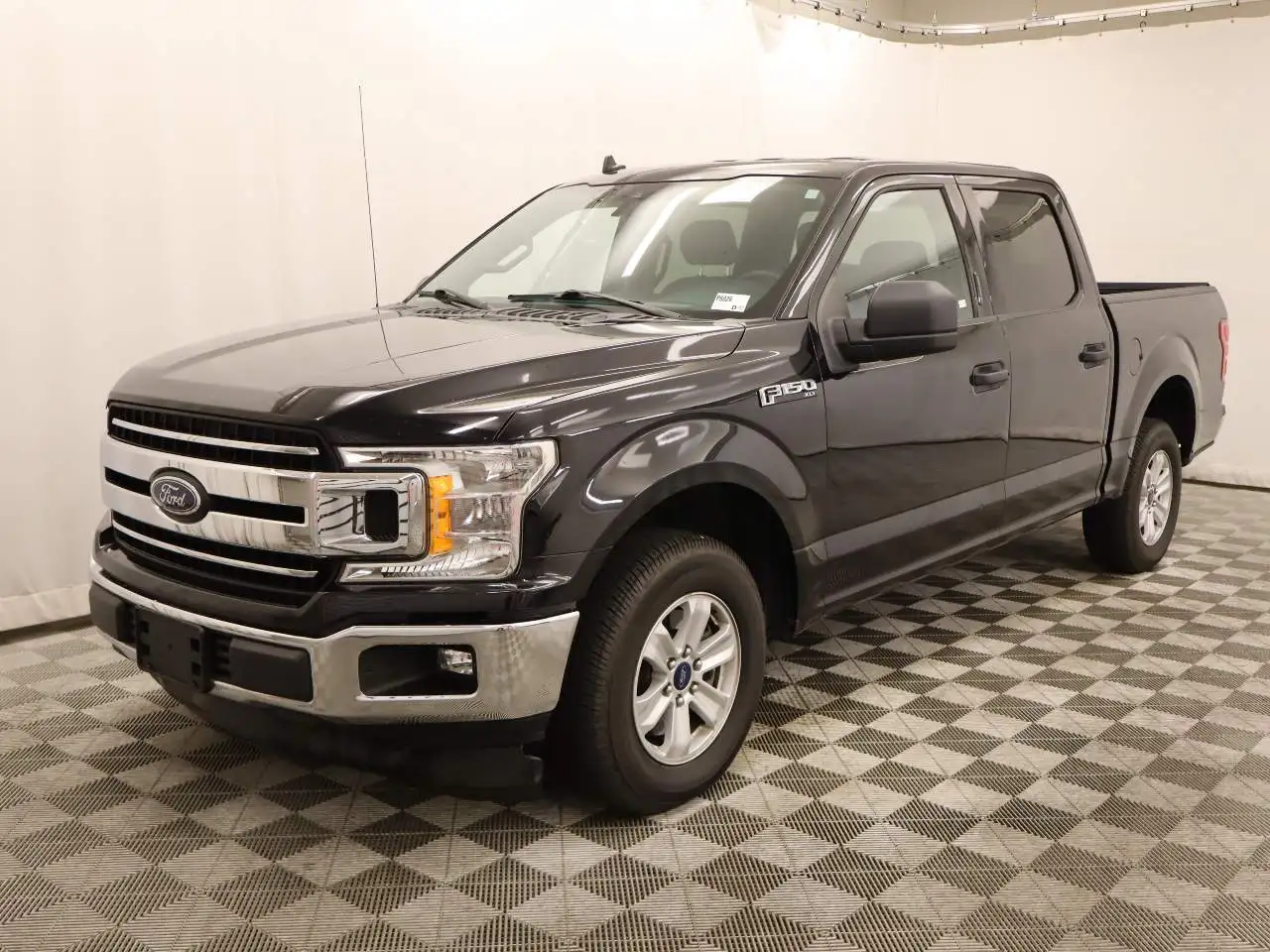 2020 Ford F-150 XLT SuperCrew 5-1/2' Box's photo