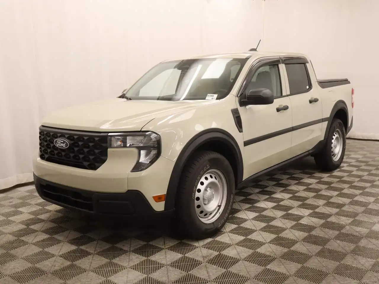 2025 Ford Maverick XL AWD's photo