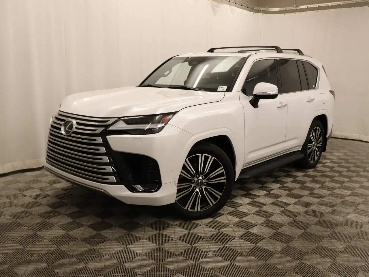 2026 Lexus LX 600 700h Luxury's photo