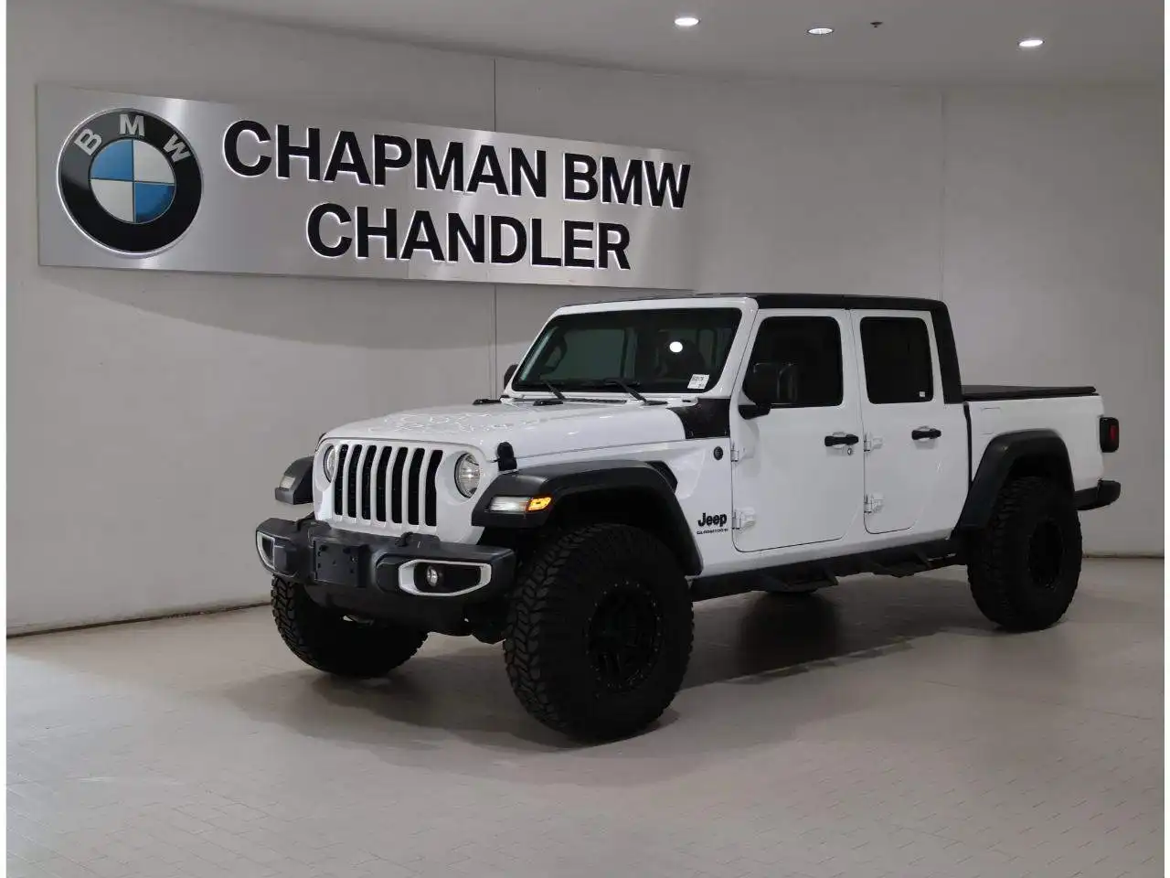 2023 Jeep Gladiator Sport S's photo