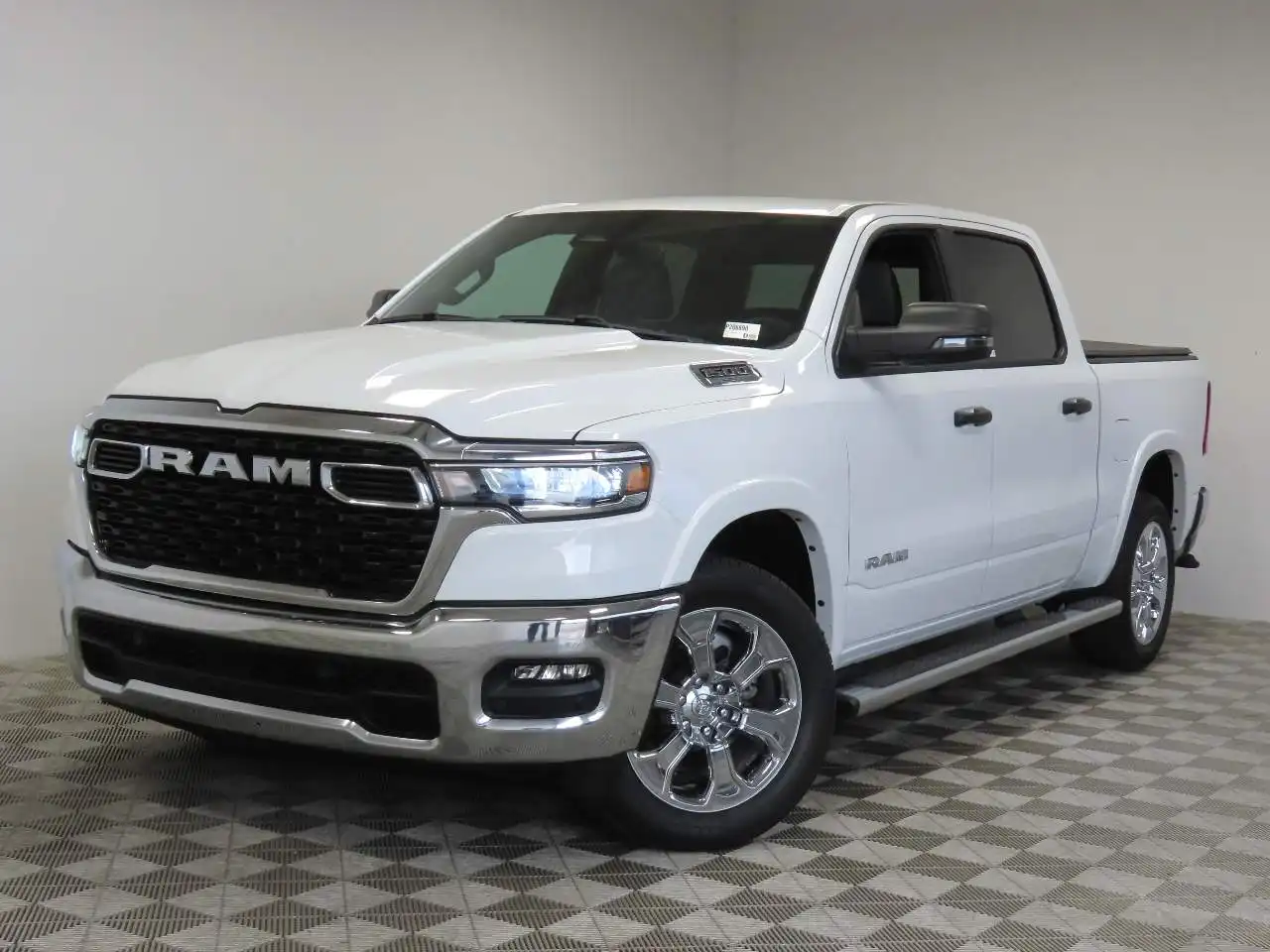 2025 RAM 1500 Big Horn/Lone Star Crew Cab 5'7's photo