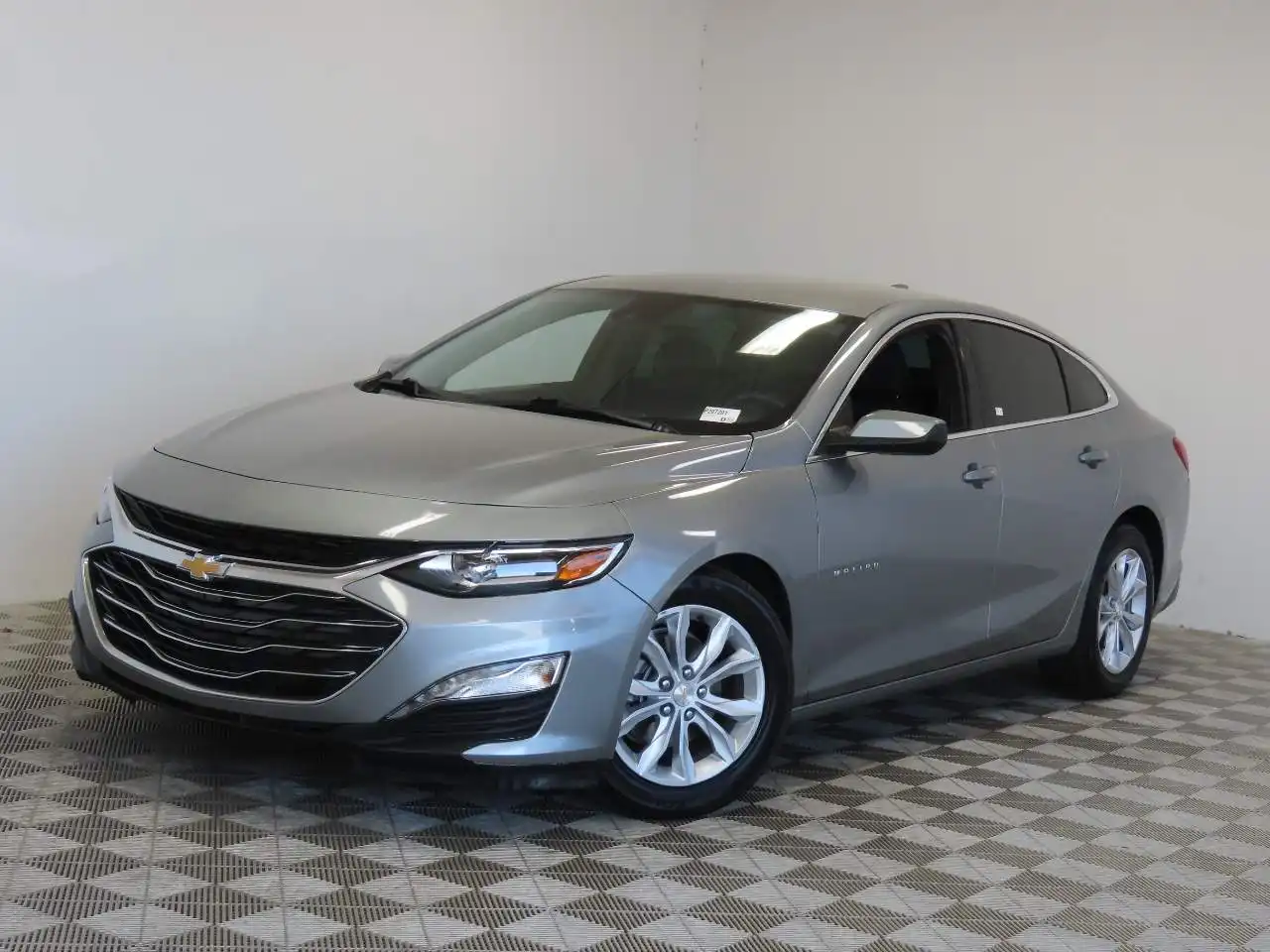 2024 Chevrolet Malibu 1LT's photo