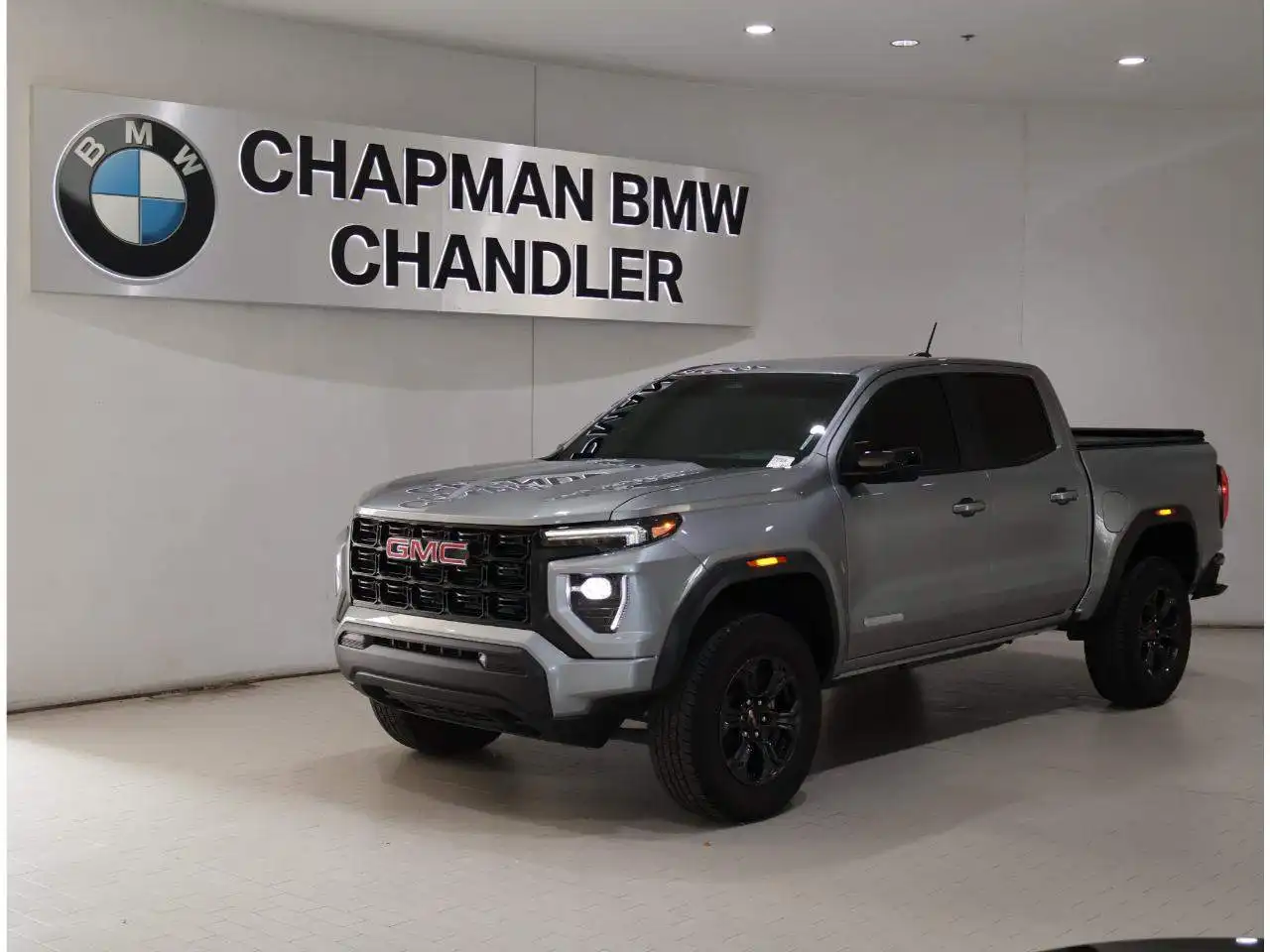 2025 GMC Canyon 2WD Elevation Crew Cab Short Box's photo