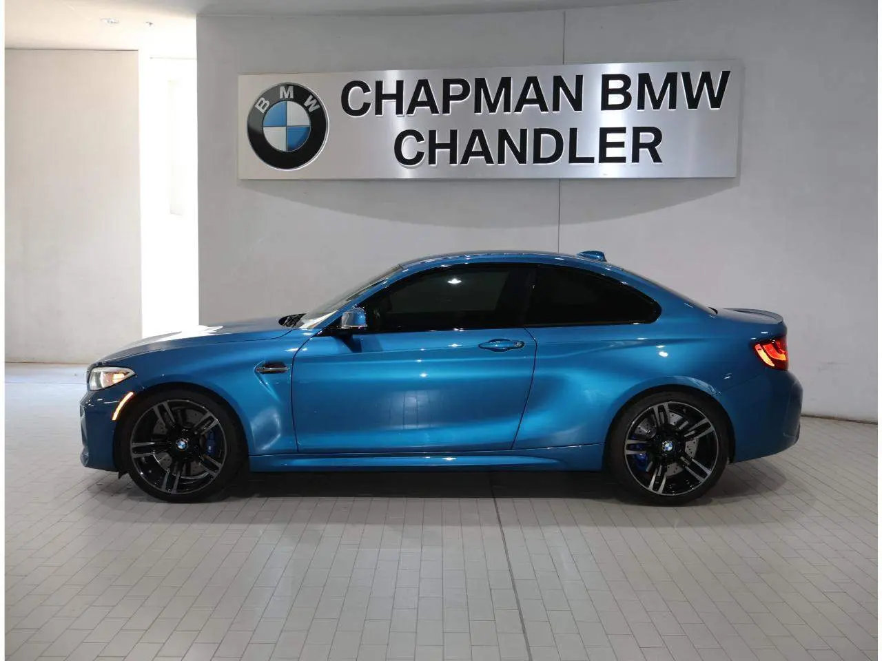 2017 BMW M2 Base photo 3