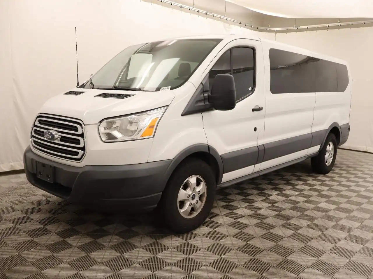2018 Ford Transit XLT Wagon 350 Low Roof Sliding Pass. 148's photo