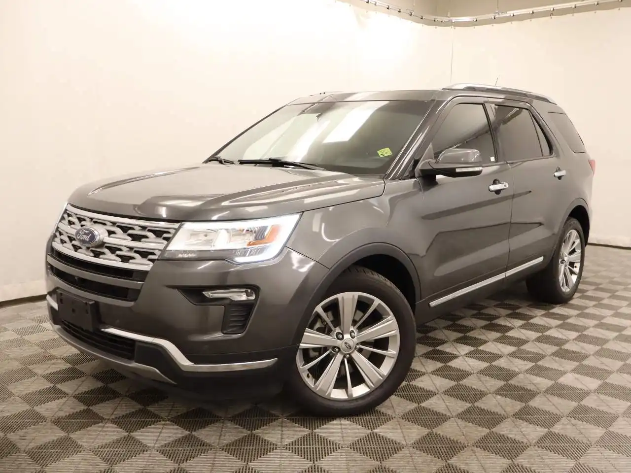 2019 Ford Explorer Limited 4WD's photo