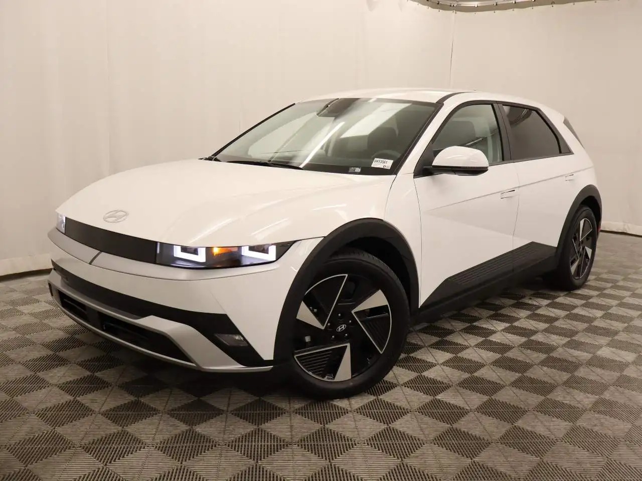 2026 Hyundai Ioniq 5 SE RWD's photo