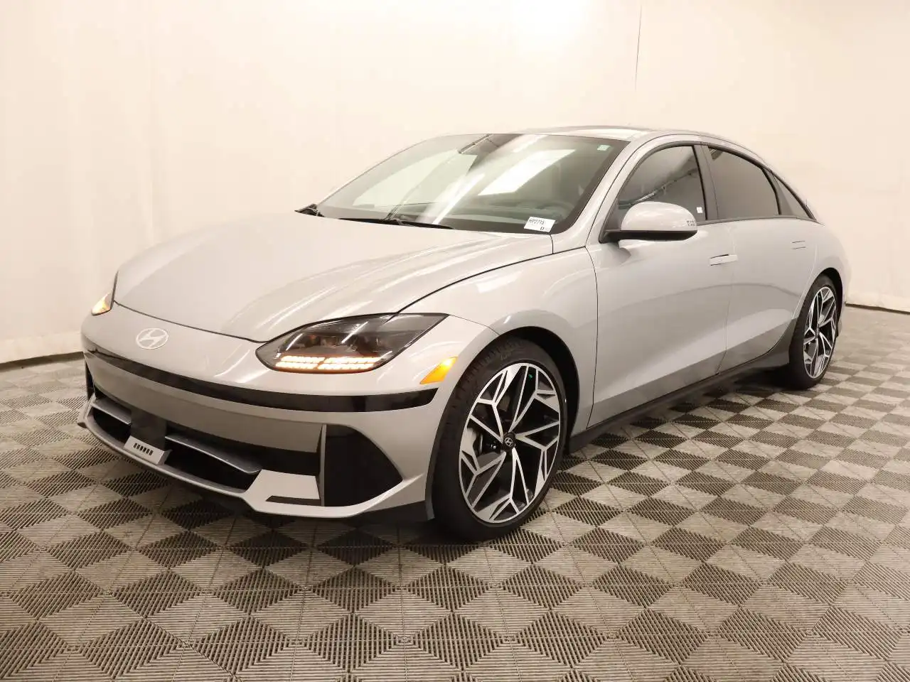 2025 Hyundai Ioniq 6 SEL RWD's photo