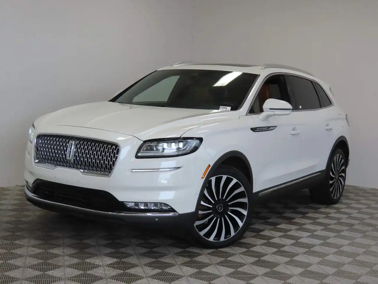 2023 Lincoln Nautilus Black Label AWD's photo