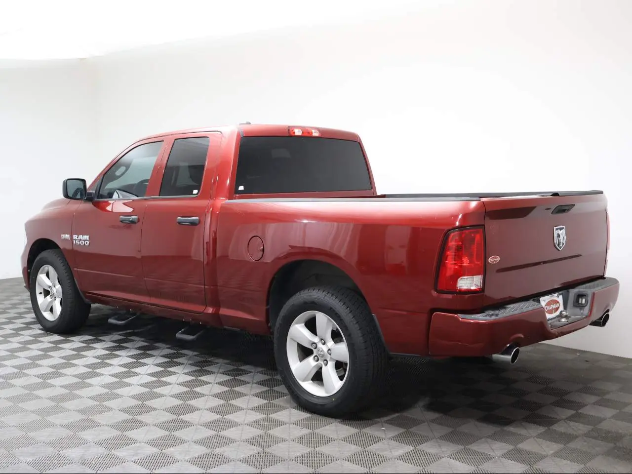 2015 RAM 1500 Express Quad Cab photo 3