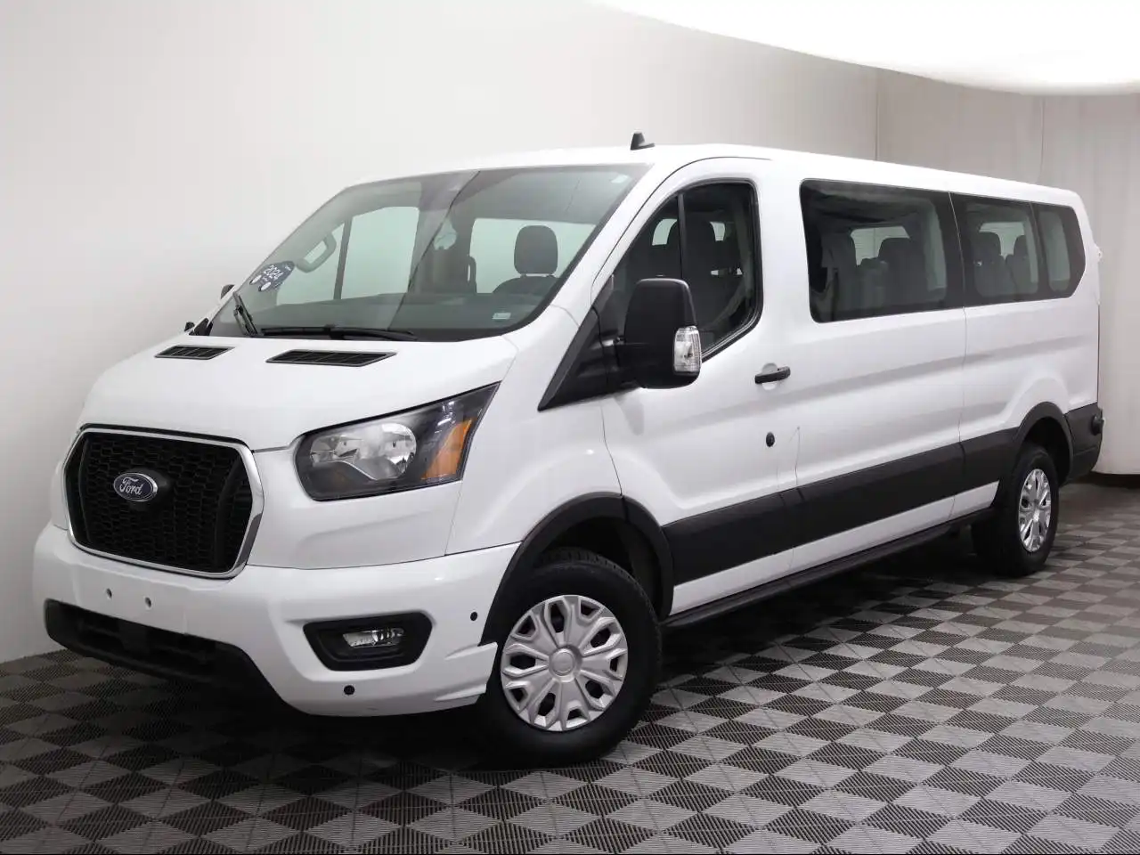 2024 Ford Transit XLT 350 Low Roof Sliding Pass. 148's photo