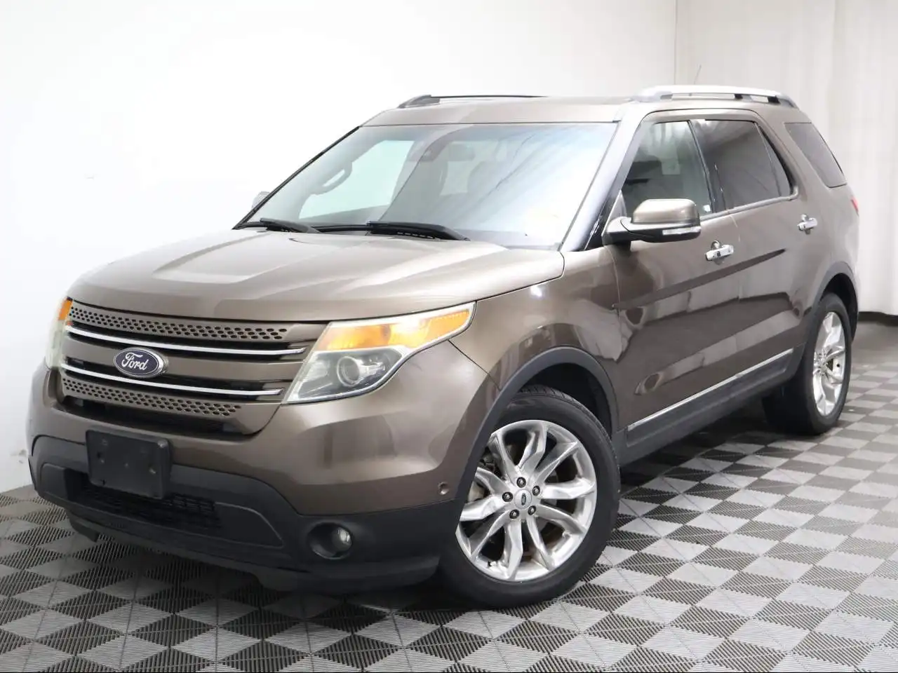 2015 Ford Explorer Limited 4x4's photo