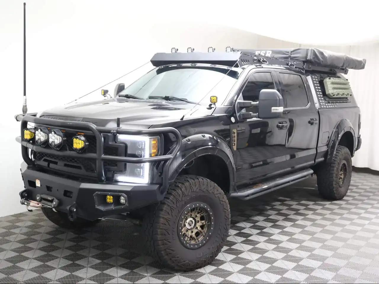 2019 Ford F-250 XLT 4x4 Crew Cab 6-3/4' Box's photo