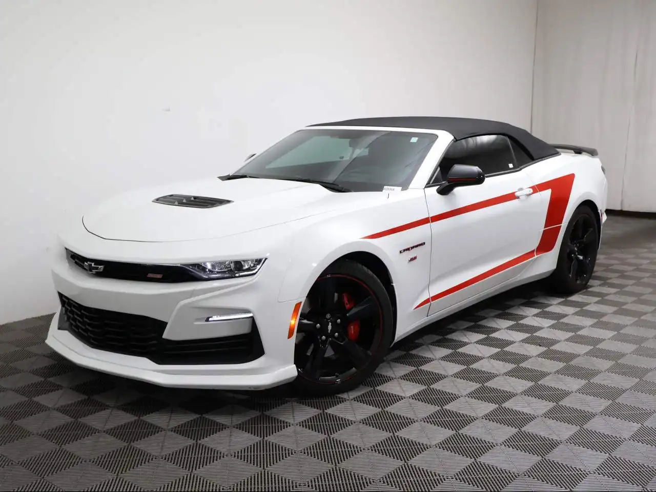 2023 Chevrolet Camaro 6.2 Convertible 2SS's photo