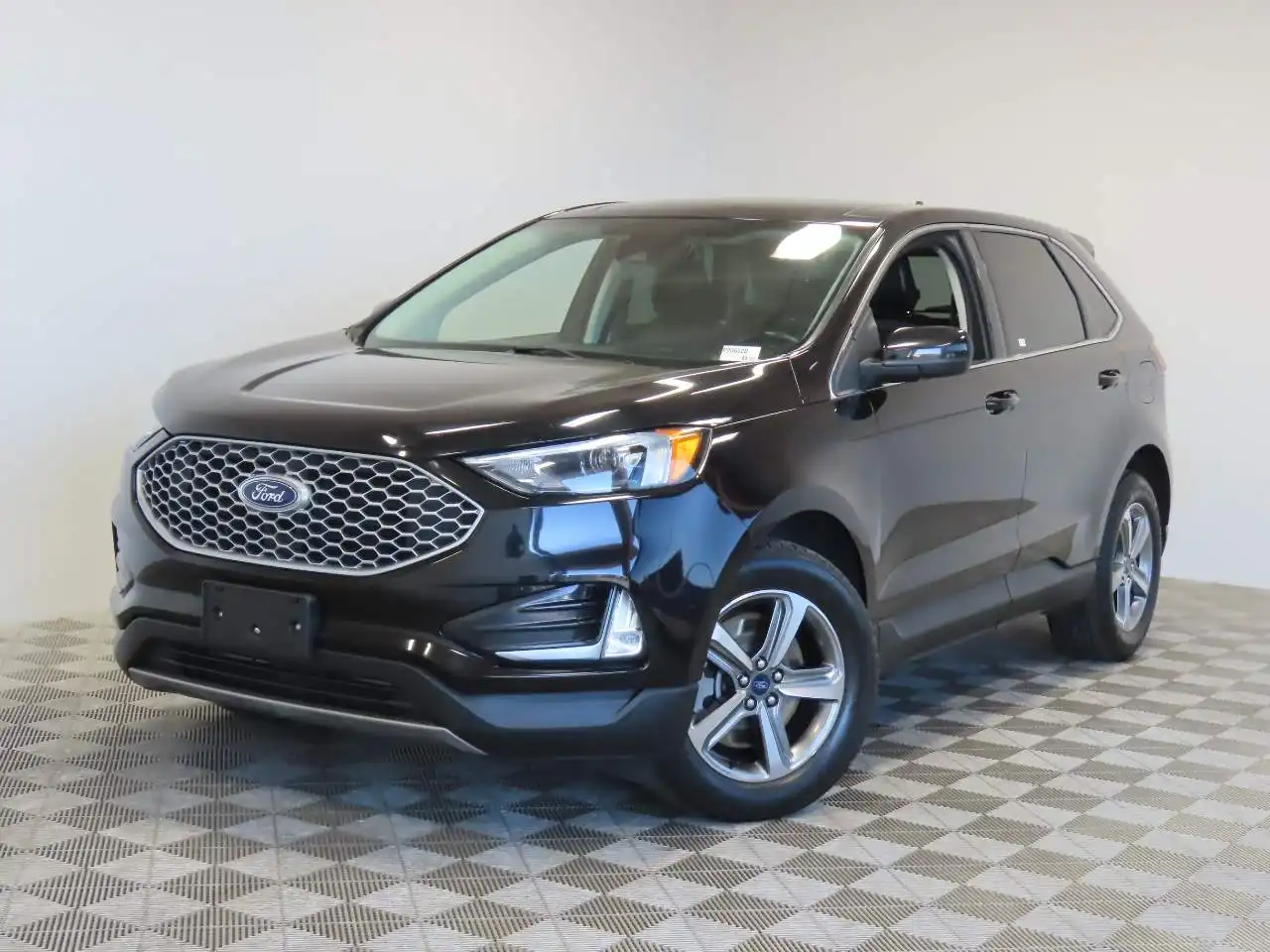 2023 Ford Edge SEL AWD's photo