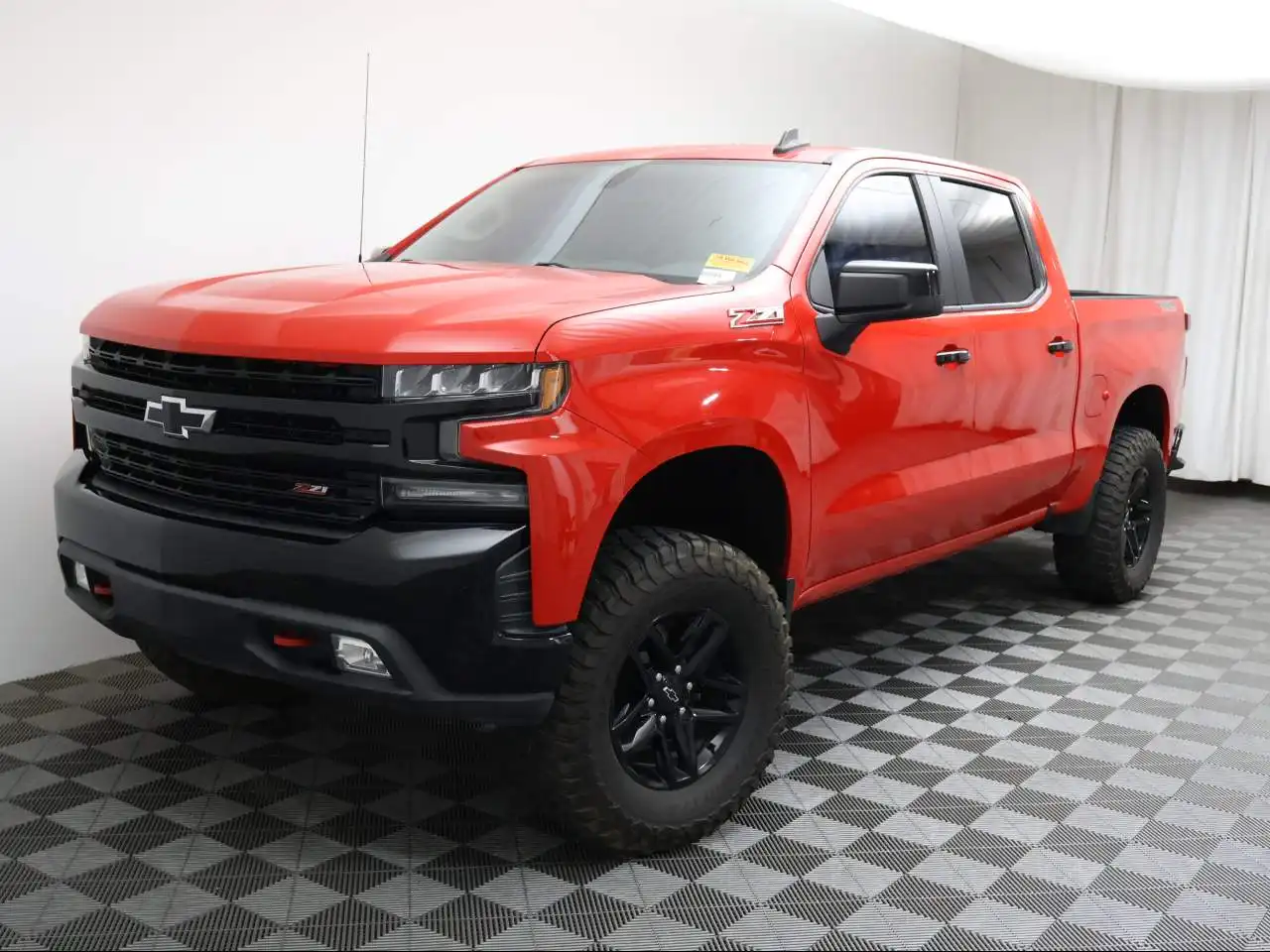 2019 Chevrolet Silverado 1500 LT Trail Boss 4X4 Crew Cab Short Box's photo