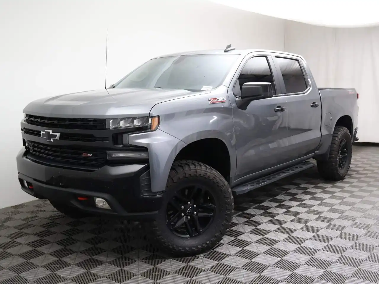 2020 Chevrolet Silverado 1500 LT Trail Boss 4WD Crew Cab Short Box's photo
