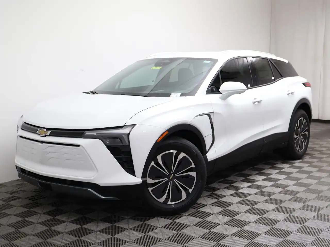 2026 Chevrolet Blazer EV LT FWD's photo