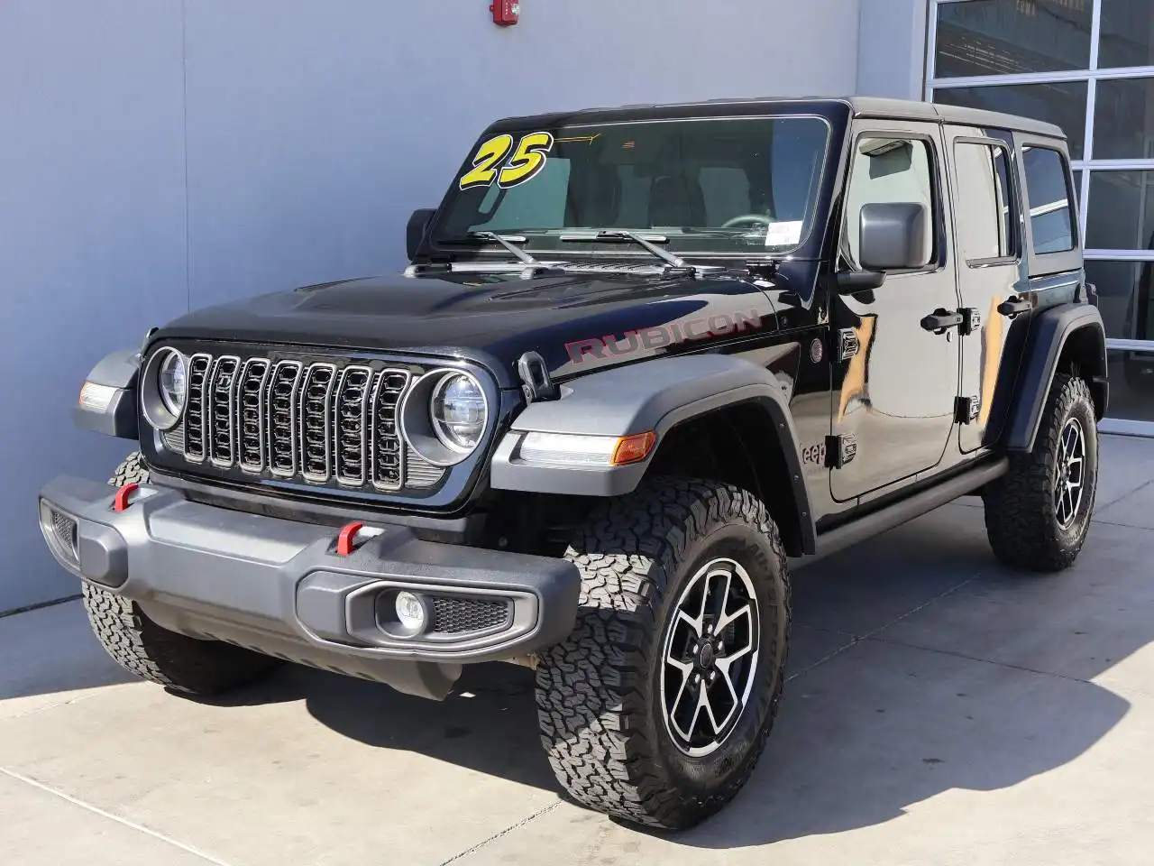 2025 Jeep Wrangler Rubicon's photo