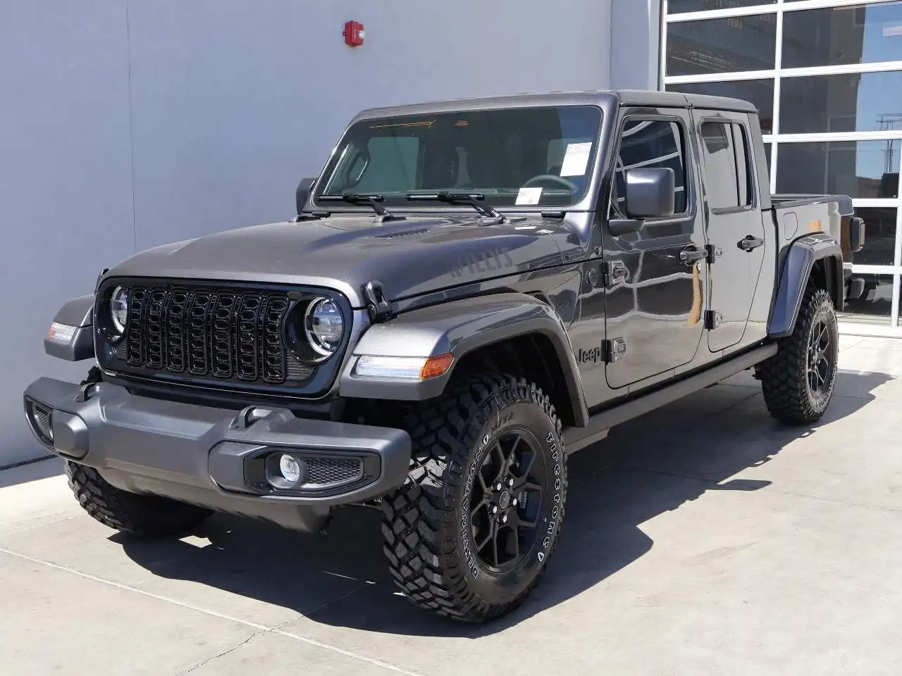 2026 Jeep Gladiator Willys Auto's photo