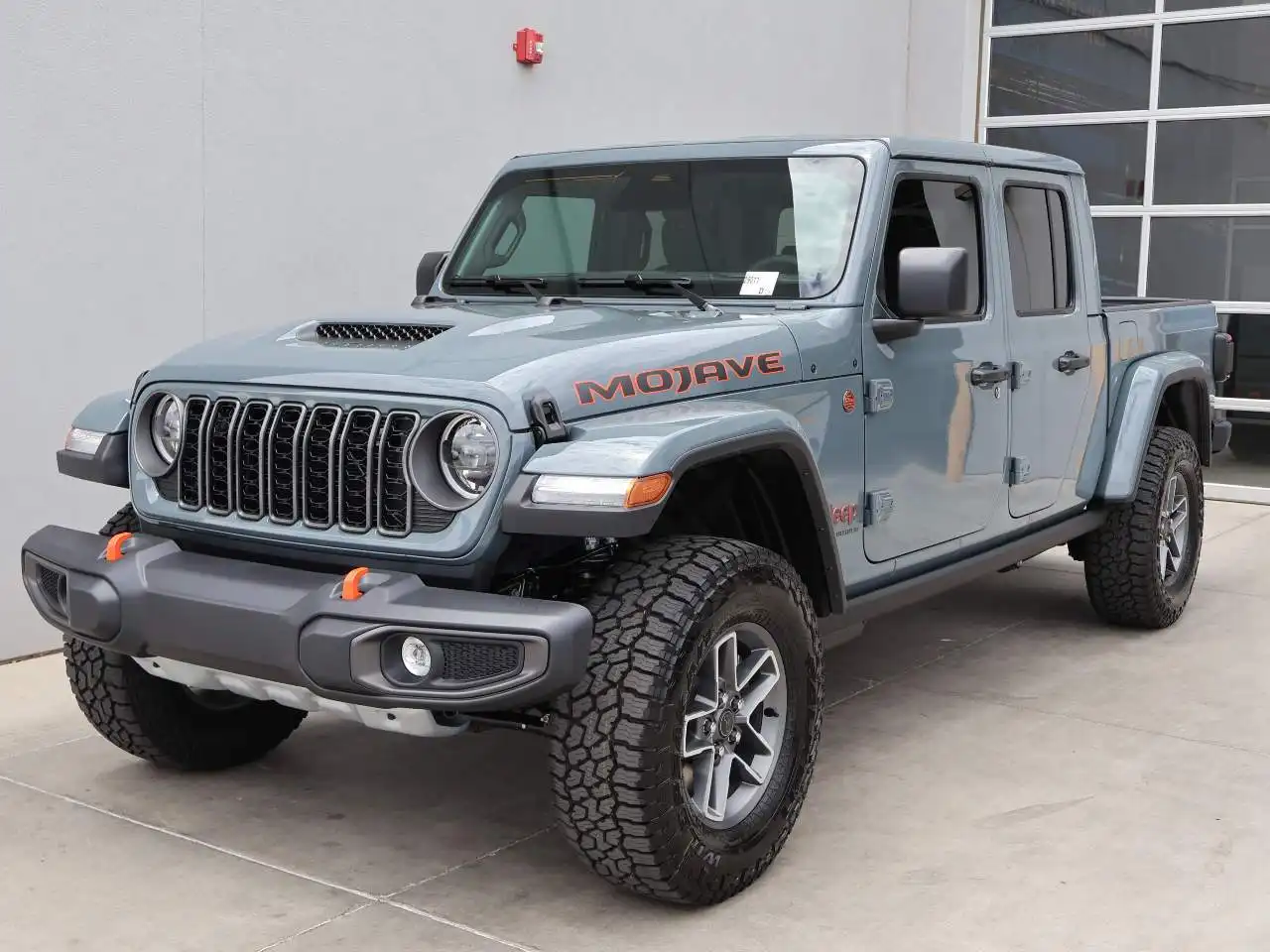 2026 Jeep Gladiator Mojave Auto's photo