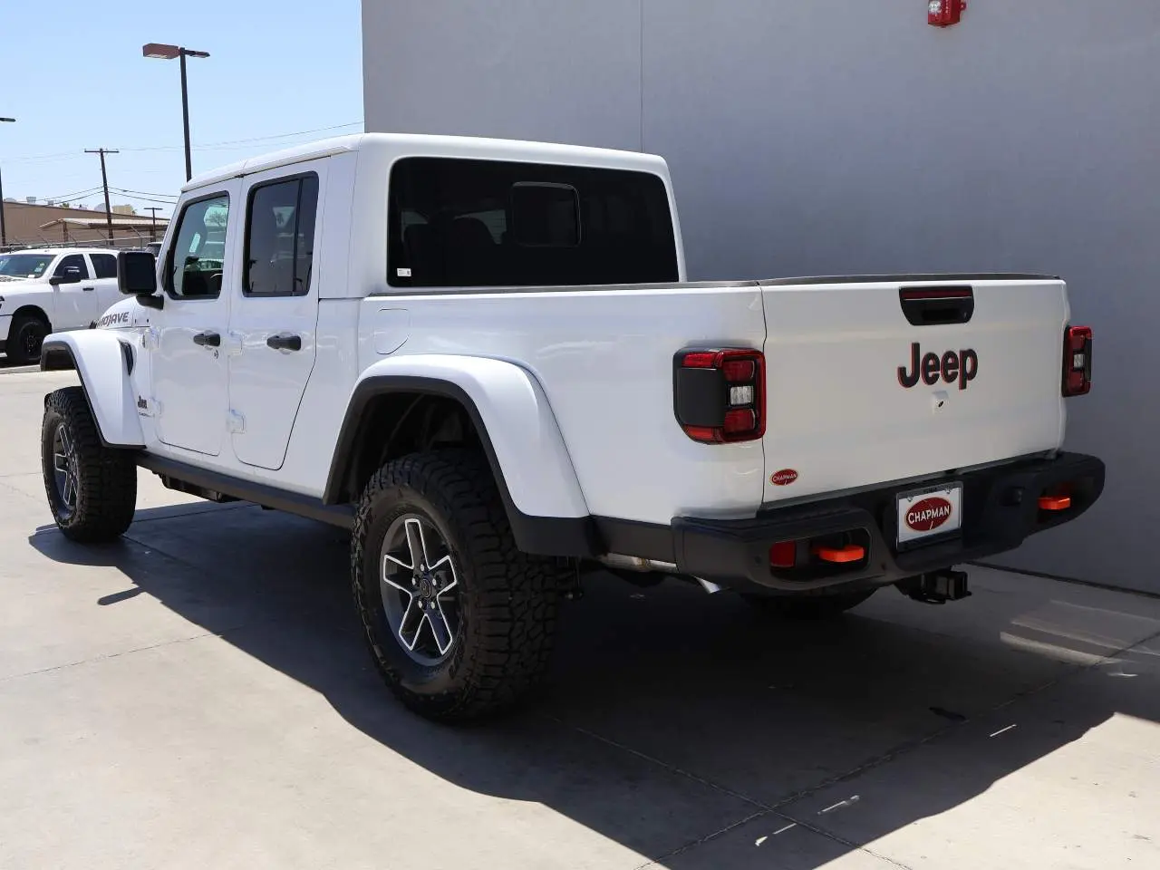 2026 Jeep Gladiator Mojave Auto photo 3