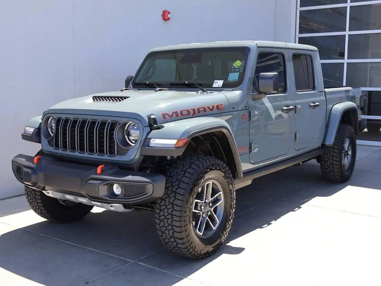 2026 Jeep Gladiator Mojave Auto's photo